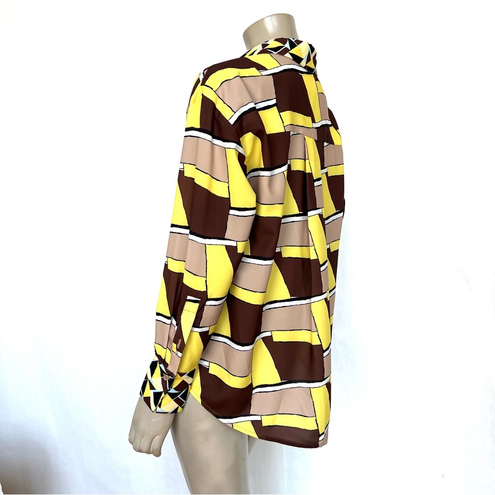 OVI Geometric Patterned Button-Up Shirt - Picture 3 of 9
